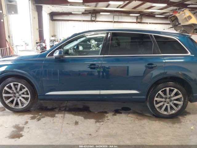 WA1VAAF75JD028331 Audi Q7 3.0t Premium