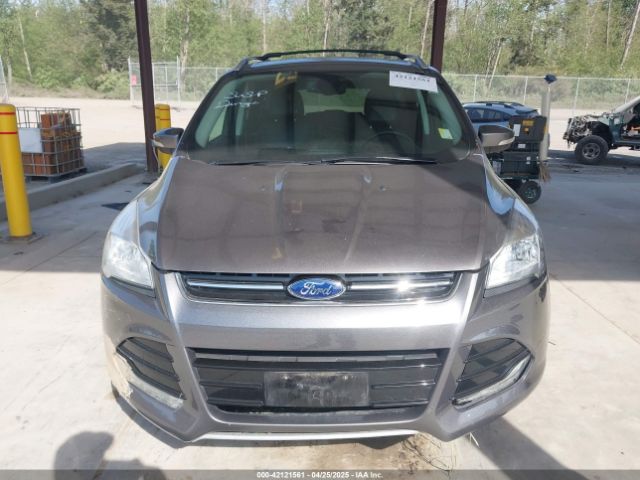 1FMCU9JX0EUC45801 Ford Escape Titanium