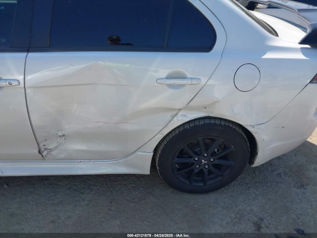 JA32U2FU5HU015258 Mitsubishi Lancer Le