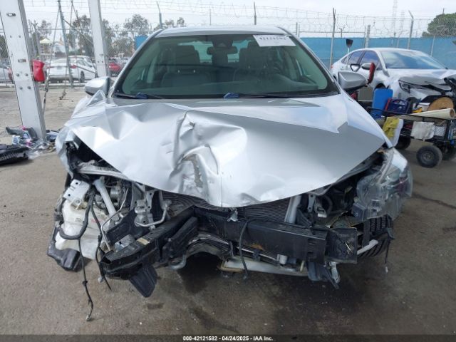 2T1BURHE5JC021905 Toyota COROLLA SE
