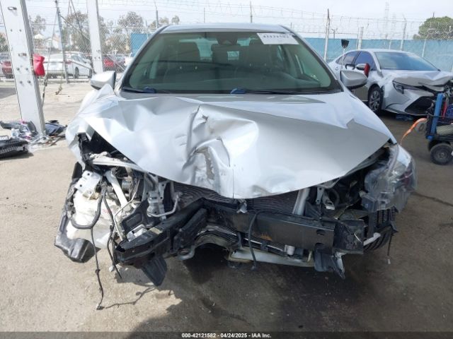 2T1BURHE5JC021905 Toyota COROLLA SE