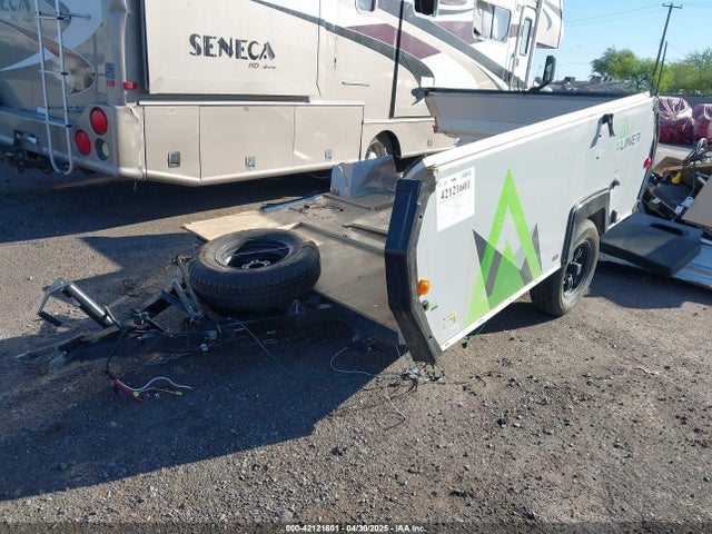 7G5AS1313RA008999 A Aliner Trailer