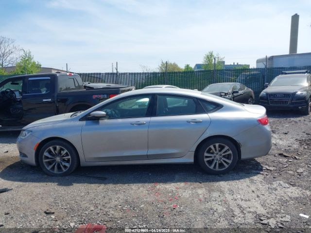 1C3CCCBB1GN133033 Chrysler 200 S