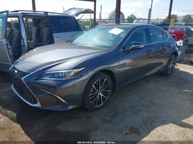 58ADA1C15NU026266 Lexus ES 300H
