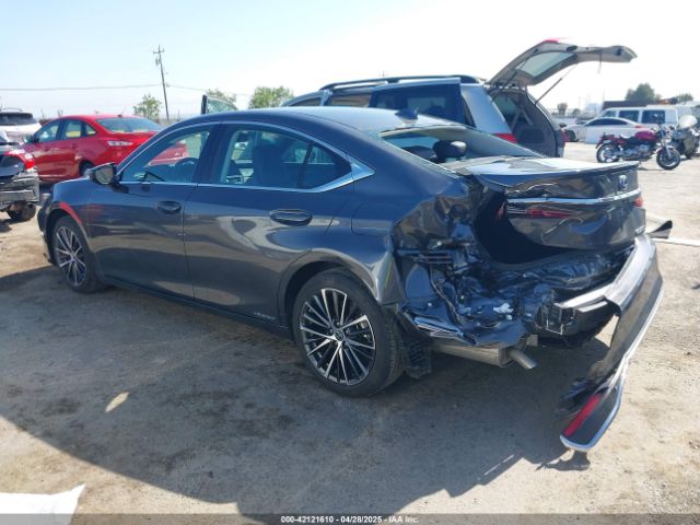58ADA1C15NU026266 Lexus ES 300H