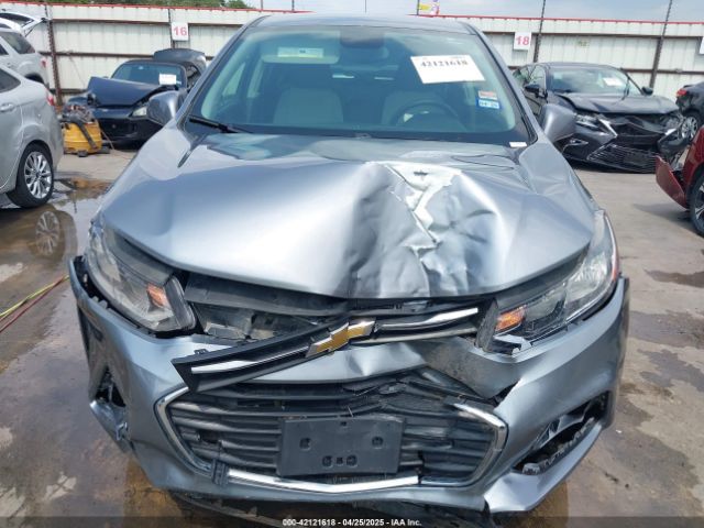 3GNCJNSB4LL195895 Chevrolet Trax Awd Ls