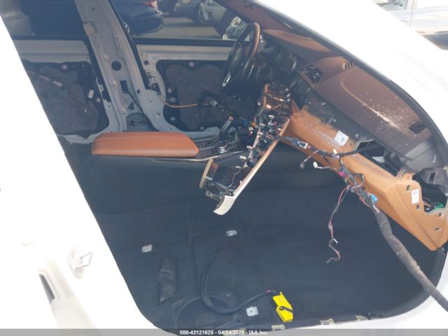 WBAJA5C38HG896889 BMW 530I