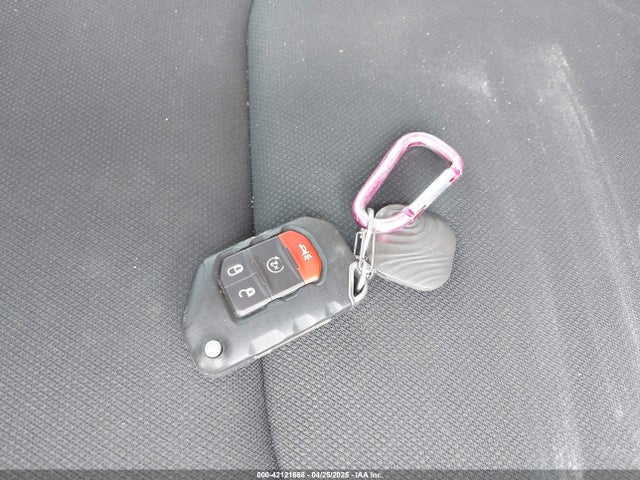 1C4GJXAN1JW293503 Jeep Wrangler
