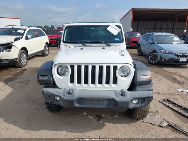 1C4GJXAN1JW293503 Jeep Wrangler