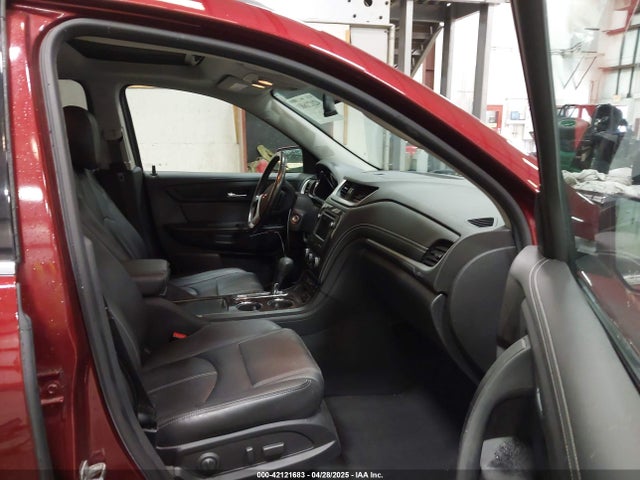 1GNKVHKD8HJ320673 Chevrolet Traverse 2lt
