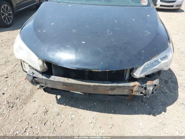 4T1BF1FK4FU933984 Toyota CAMRY SE