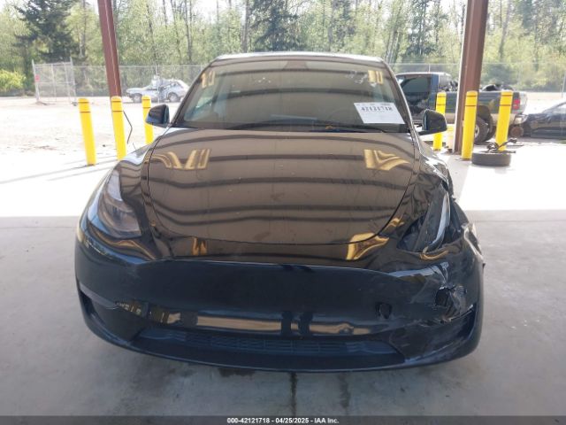 7SAYGDEE1NF550202 Tesla Model Y Long Range Dual Motor All-wheel Drive