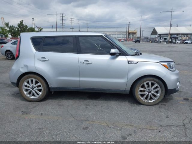 KNDJP3A55J7610187 KIA SOUL +