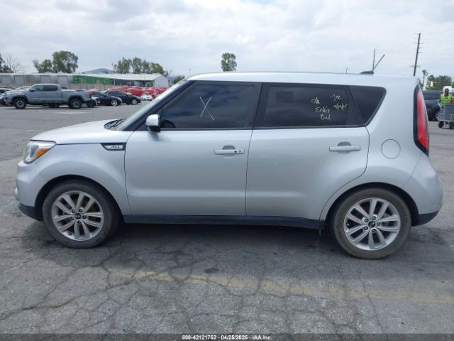 KNDJP3A55J7610187 KIA SOUL +