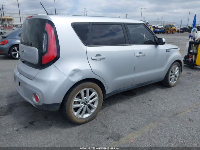 KNDJP3A55J7610187 KIA SOUL +