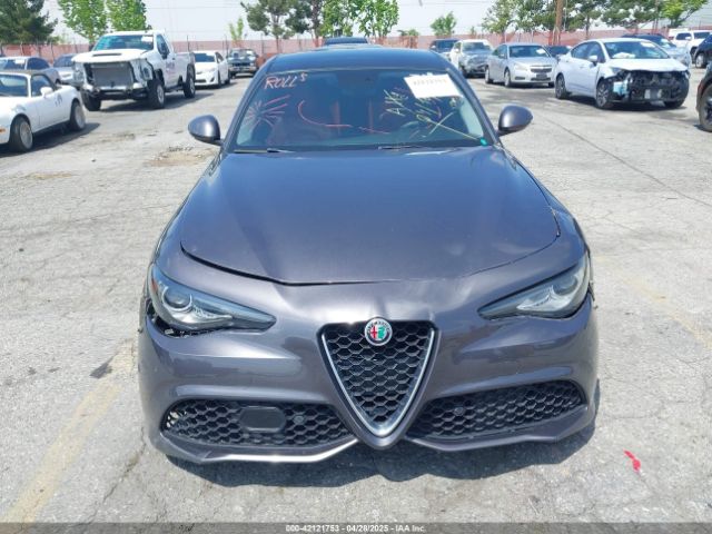 ZARFAECN2J7595119 Alfa Romeo Giulia Ti Sport Rwd