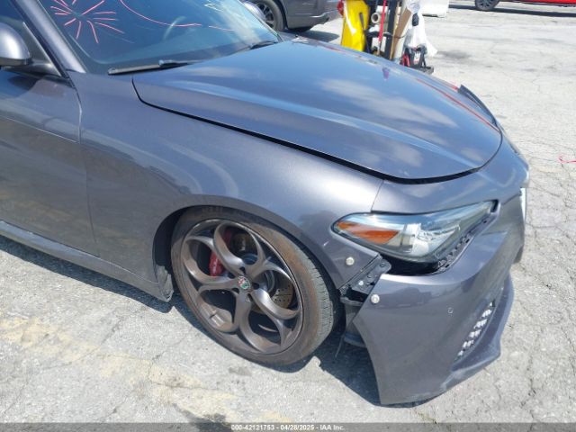 ZARFAECN2J7595119 Alfa Romeo Giulia Ti Sport Rwd