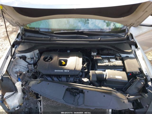 5NPD84LF2JH223484 Hyundai ELANTRA SEL