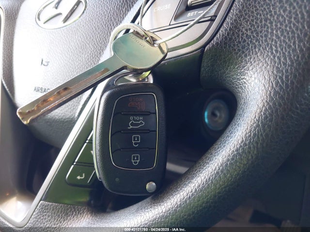 5XYZT3LBXJG526029 Hyundai Santa Fe Sport 2.4l