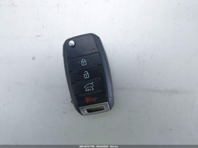 KNDJP3A5XH7448356 KIA SOUL +