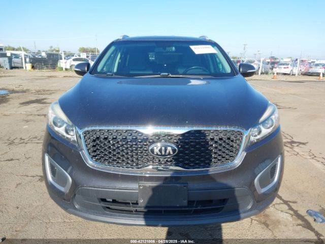 5XYPGDA32HG294002 KIA Sorento 2.4l Lx
