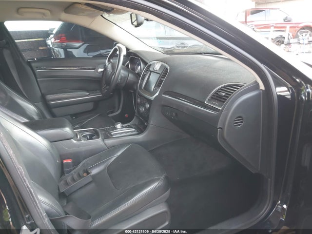 2C3CCAAG4GH141217 Chrysler 300 Limited