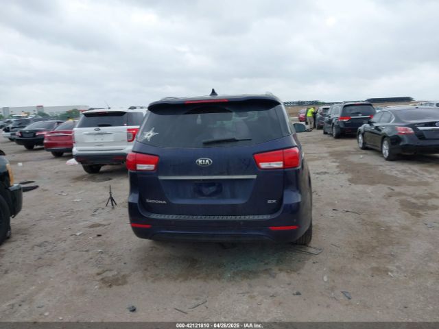 KNDMC5C19J6423085 KIA Sedona Sx