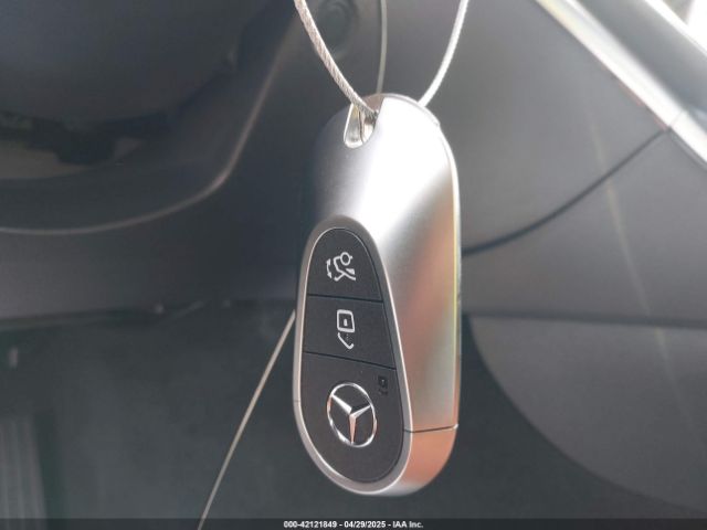 W1KAF4GB3RR235704 Mercedes-Benz C 300