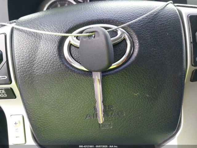 5TFDW5F12FX448060 Toyota Tundra Sr5 5.7l V8