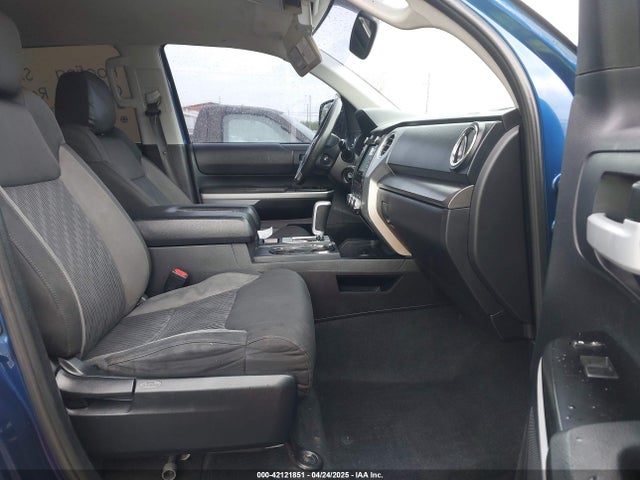 5TFDW5F12FX448060 Toyota Tundra Sr5 5.7l V8
