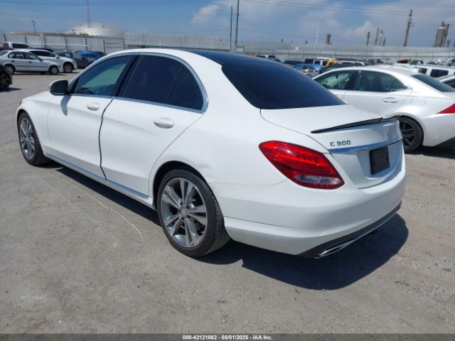 55SWF4JB5FU077181 Mercedes-Benz C 300 Luxury/sport