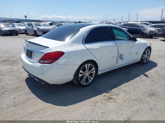 55SWF4JB5FU077181 Mercedes-Benz C 300 Luxury/sport