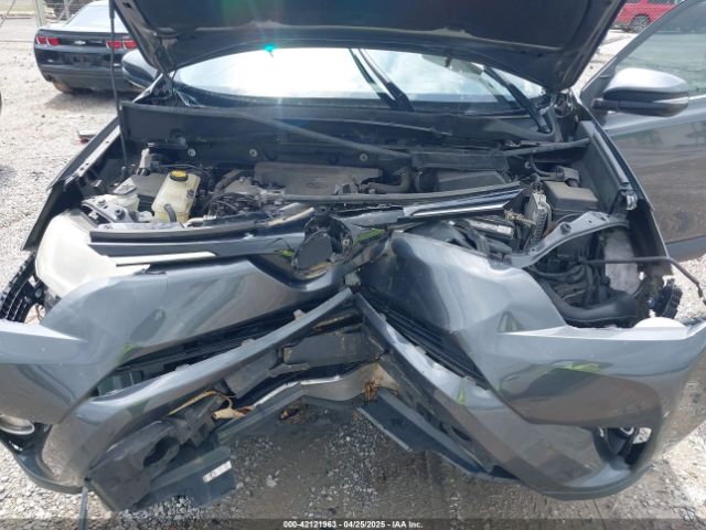 2T3WFREV8JW429188 Toyota Rav4 Xle