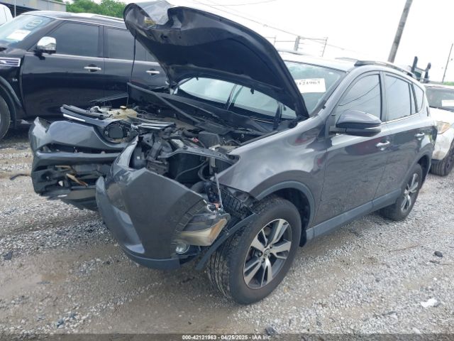 2T3WFREV8JW429188 Toyota Rav4 Xle