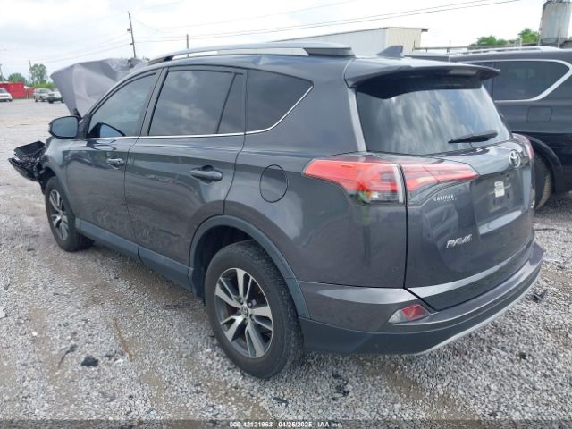 2T3WFREV8JW429188 Toyota Rav4 Xle