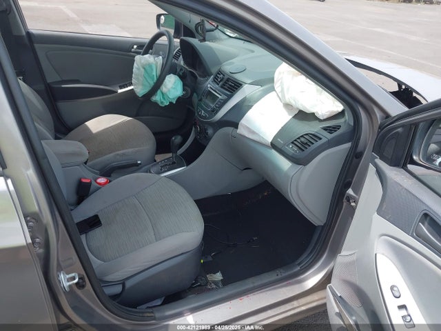 KMHCT4AE3HU355900 Hyundai 2017