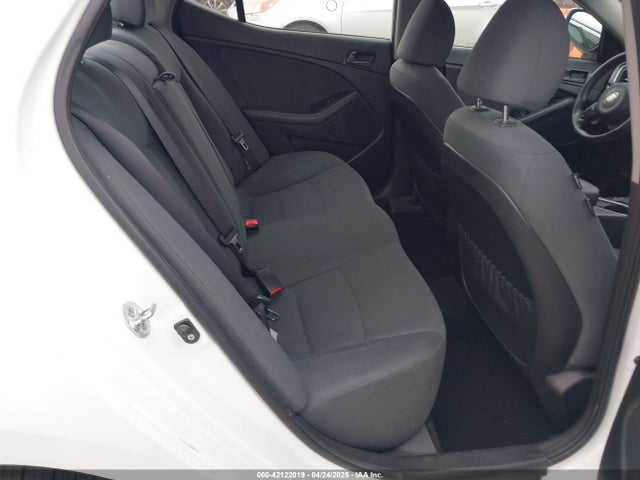 KNAGM4A79F5649438 KIA Optima Lx