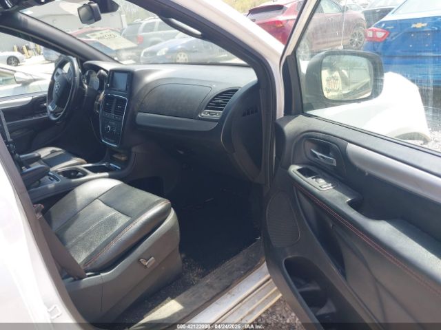2C4RDGEG9KR533791 Dodge Grand Caravan Gt