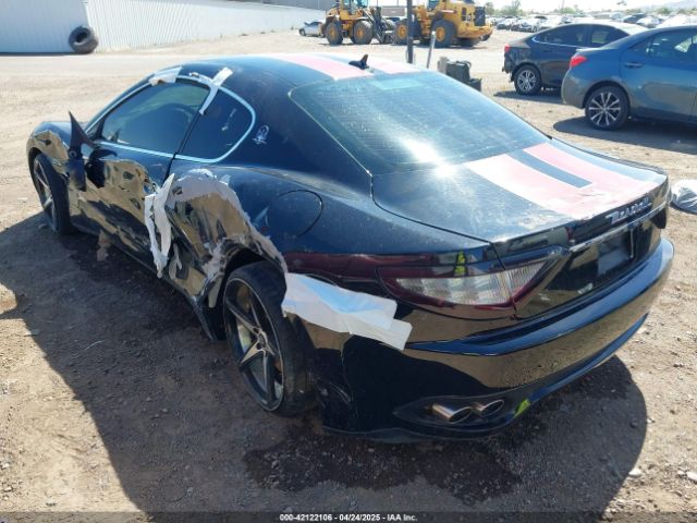 2010 MASERATI GRANTURISMO ZAM45GLA4A0049912 Photo 2