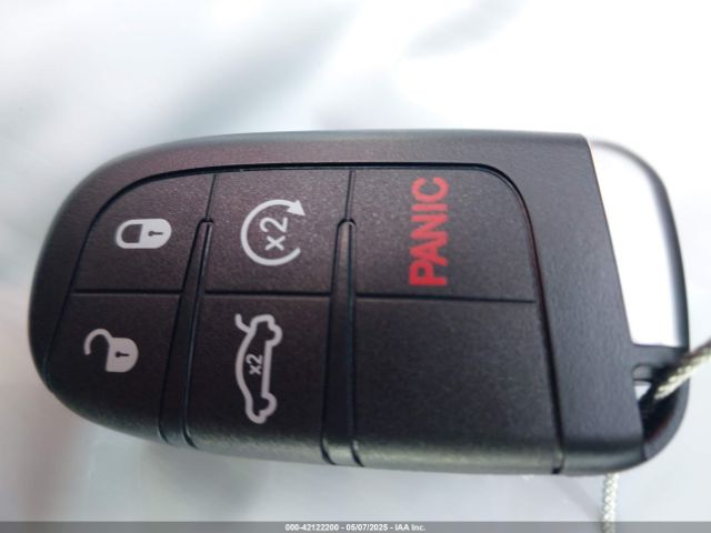 1C4RJFAG9HC671518 Jeep Grand Cherokee 75th Anniversary Edition 4x4
