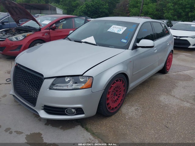 2012 AUDI A3 WAUFEAFM5CA069371 Photo 1