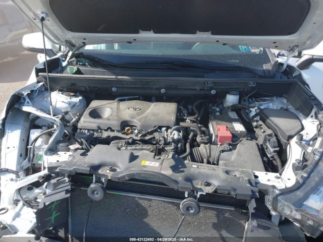 2T3G1RFV1PW343585 Toyota RAV4 LE