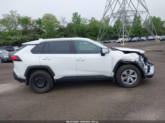 2T3G1RFV1PW343585 Toyota RAV4 LE
