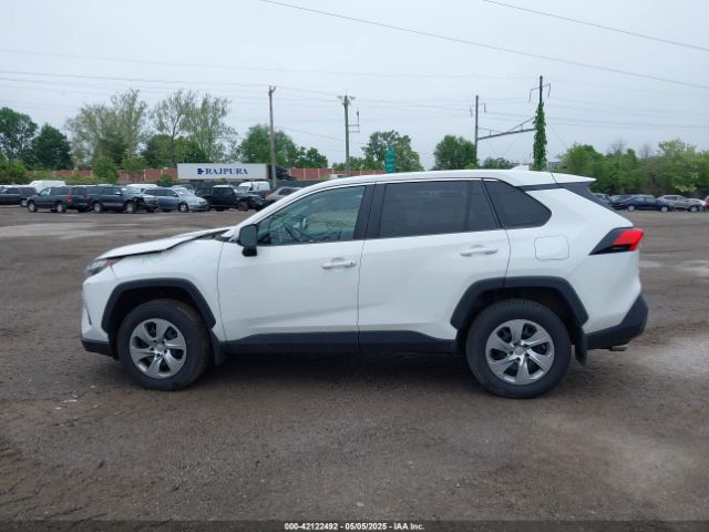 2T3G1RFV1PW343585 Toyota RAV4 LE
