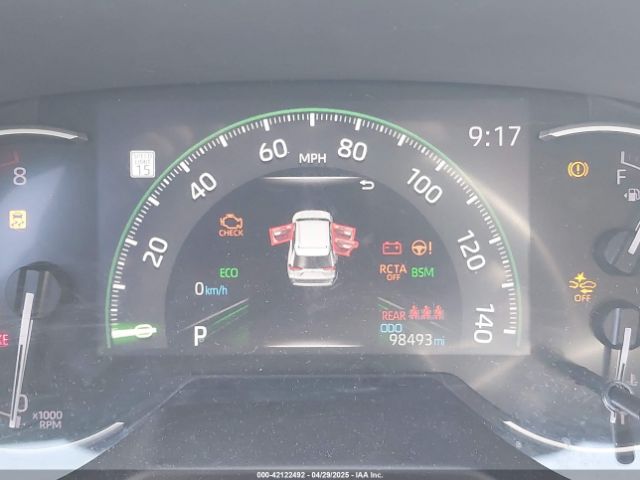 2T3G1RFV1PW343585 Toyota RAV4 LE