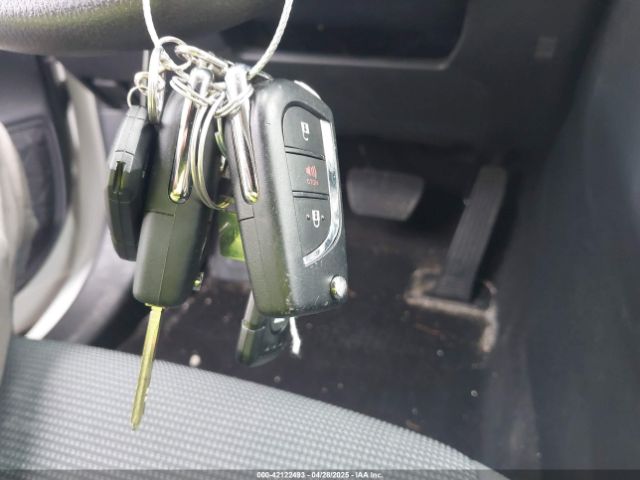 2T3G1RFV1PC355480 Toyota RAV4 LE