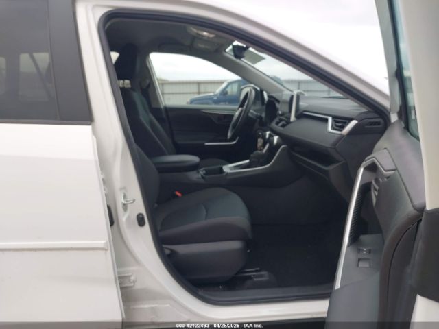 2T3G1RFV1PC355480 Toyota RAV4 LE