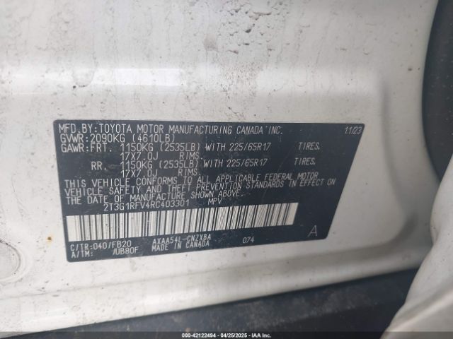 2T3G1RFV4RC403301 Toyota RAV4 LE
