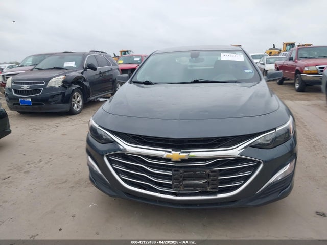1G1ZC5ST2KF184322 Chevrolet Malibu 1fl