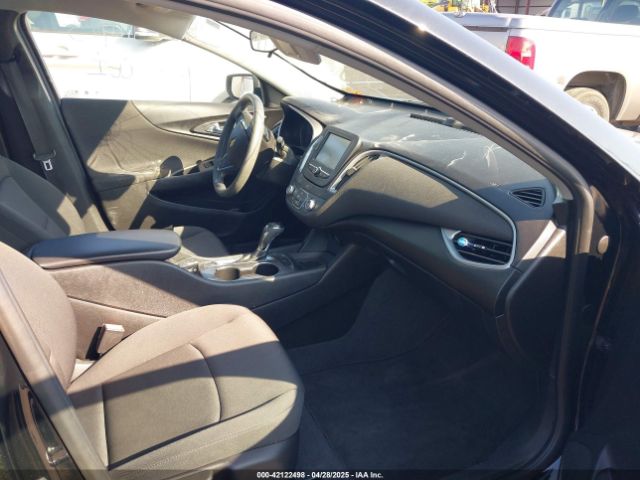 1G1ZC5STXJF286725 Chevrolet Malibu 1fl